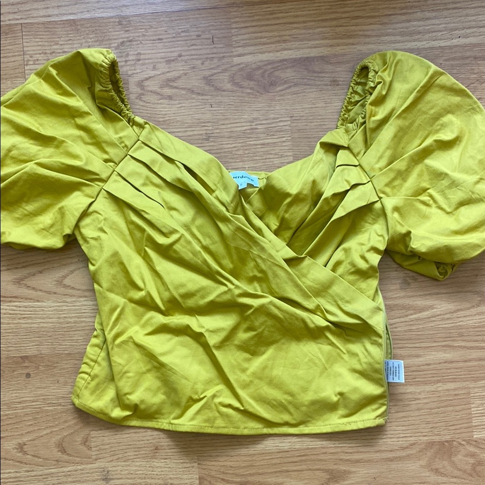 Super down Yellow Puff Sleeve Top